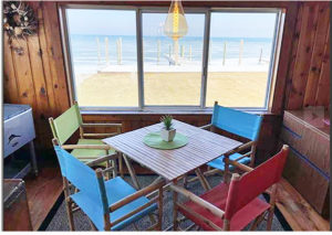 waters edge vacation cottage